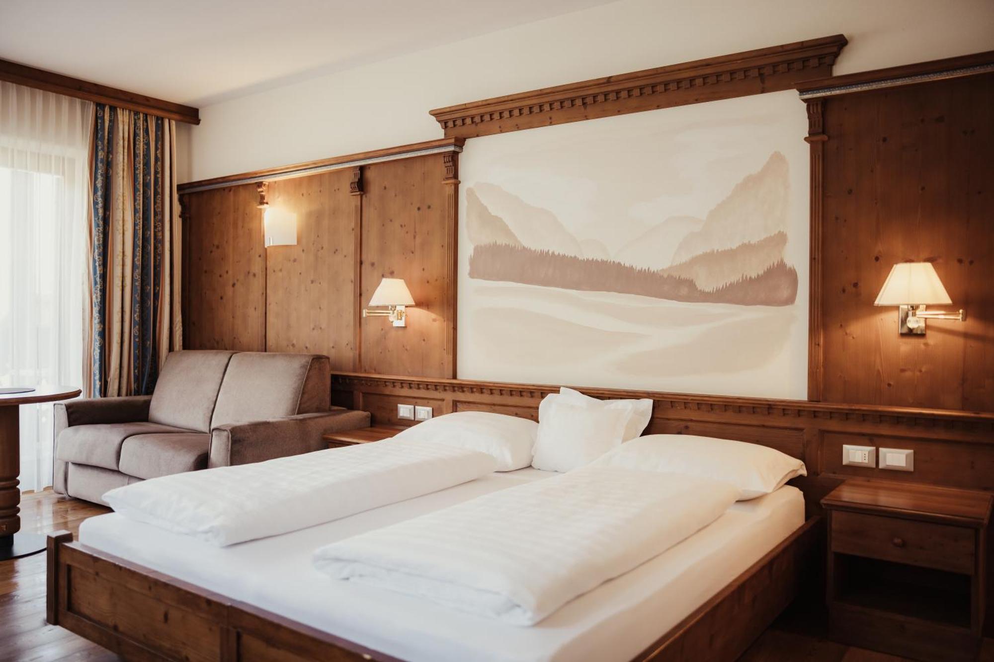 Kristallhotel Corona-Krone Al Plan di Mareo Buitenkant foto