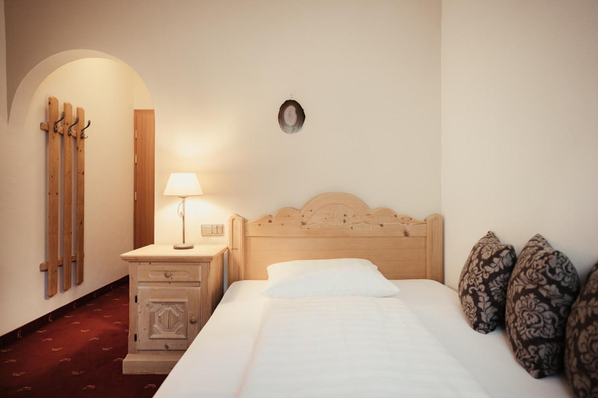 Kristallhotel Corona-Krone Al Plan di Mareo Buitenkant foto
