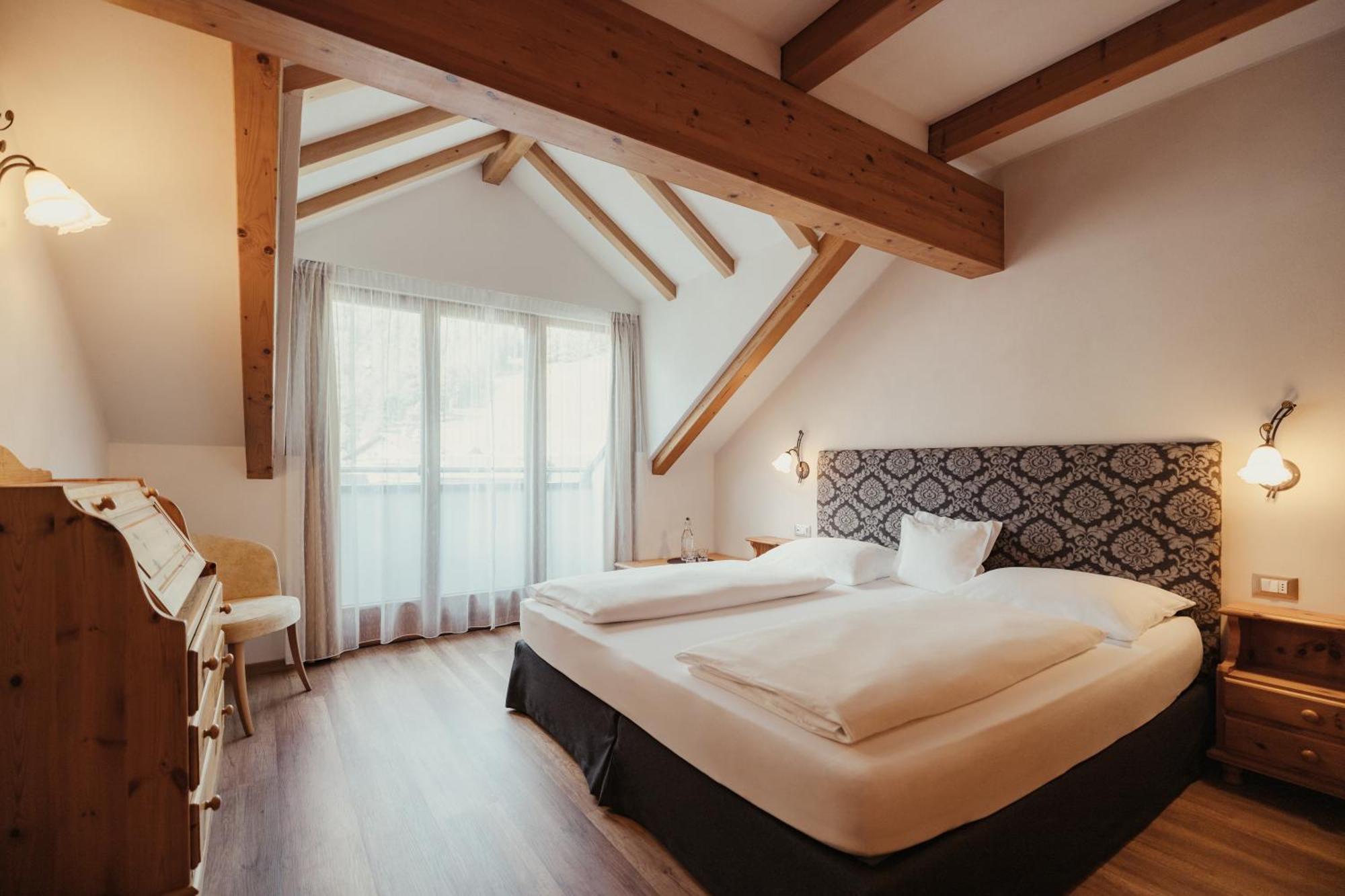Kristallhotel Corona-Krone Al Plan di Mareo Buitenkant foto